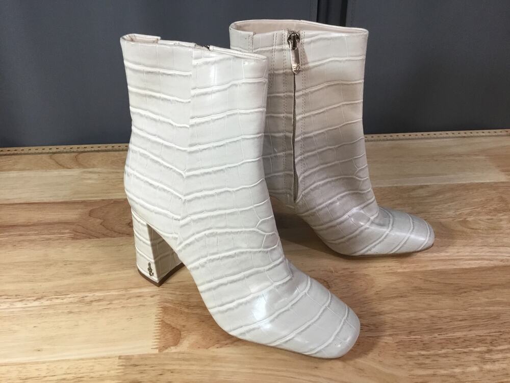 Sam Edelman Daruby Ankle Boots Women's 7 White Croc Print Side Zip Square Toe